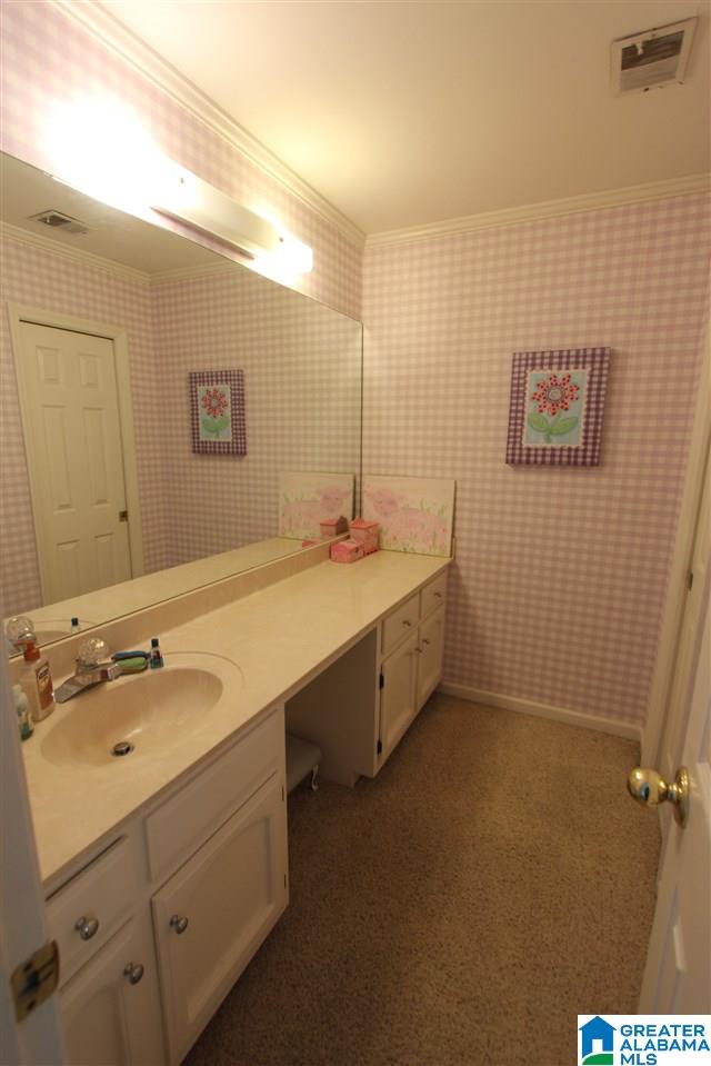 2540 Dolly Ridge Road Birmingham, AL 35243 - Photo 10 of 16