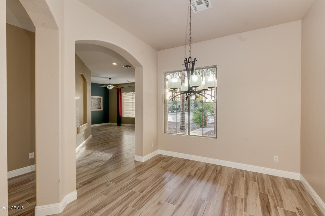 2479 South Racine Lane Gilbert, AZ 85295 - Photo 11 of 49 11-Racine