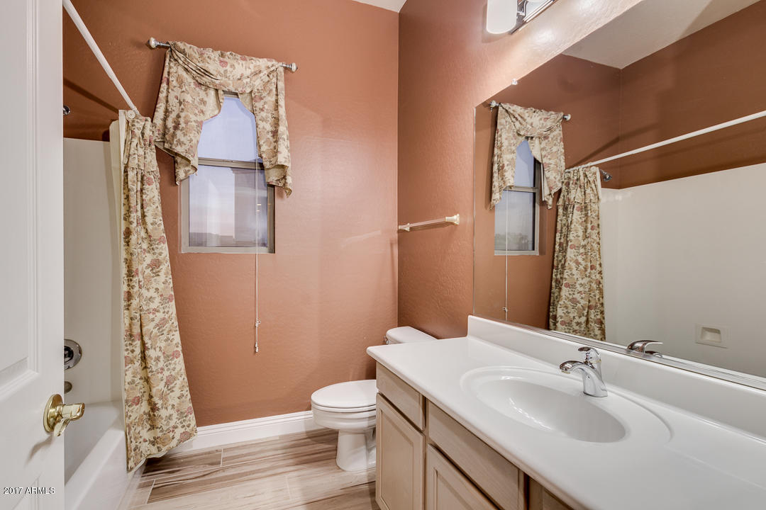 2479 South Racine Lane Gilbert, AZ 85295 - Photo 33 of 49 33-Racine