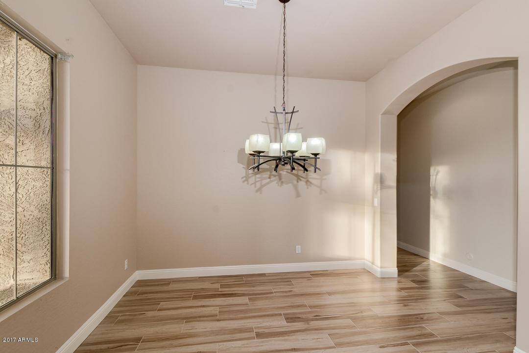 2479 South Racine Lane Gilbert, AZ 85295 - Photo 10 of 49 10-Racine