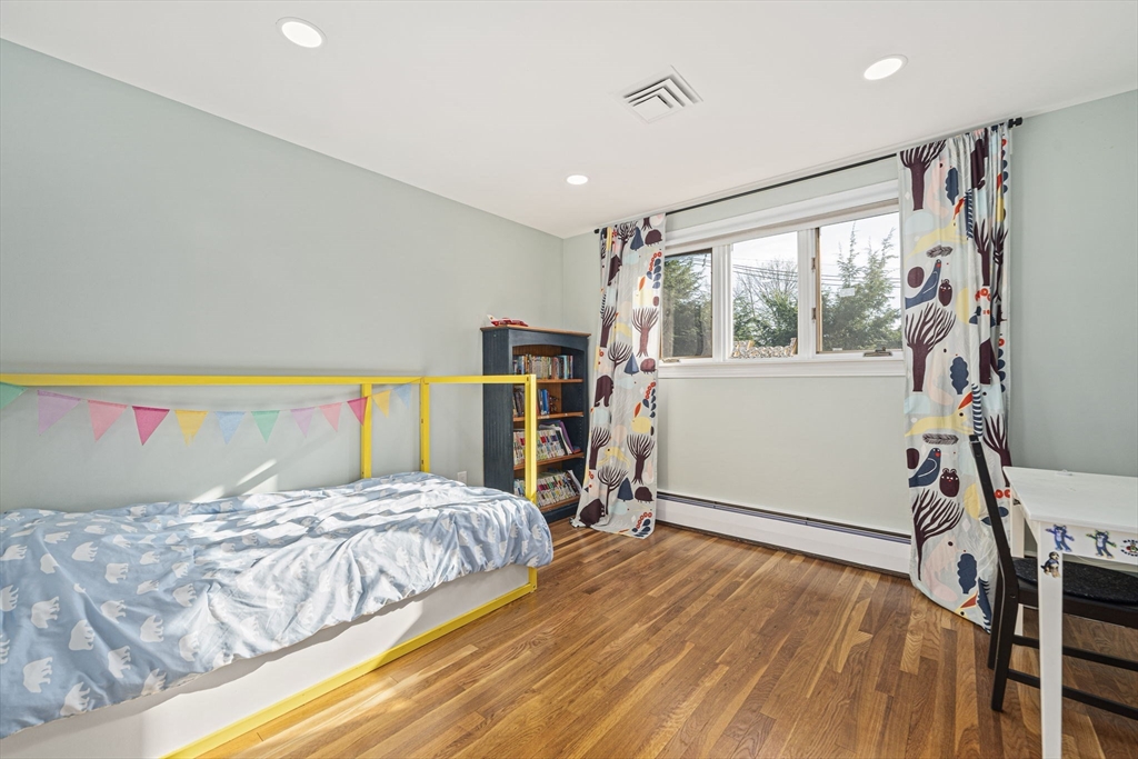 66 Roosevelt Road, Unit 66 Newton, MA 02459 - Photo 17 of 37