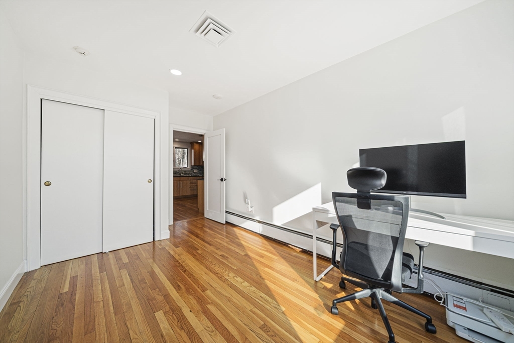 66 Roosevelt Road, Unit 66 Newton, MA 02459 - Photo 20 of 37