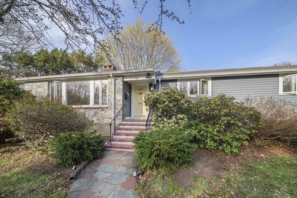 66 Roosevelt Road, Unit 66 Newton, MA 02459 - Photo 2 of 37