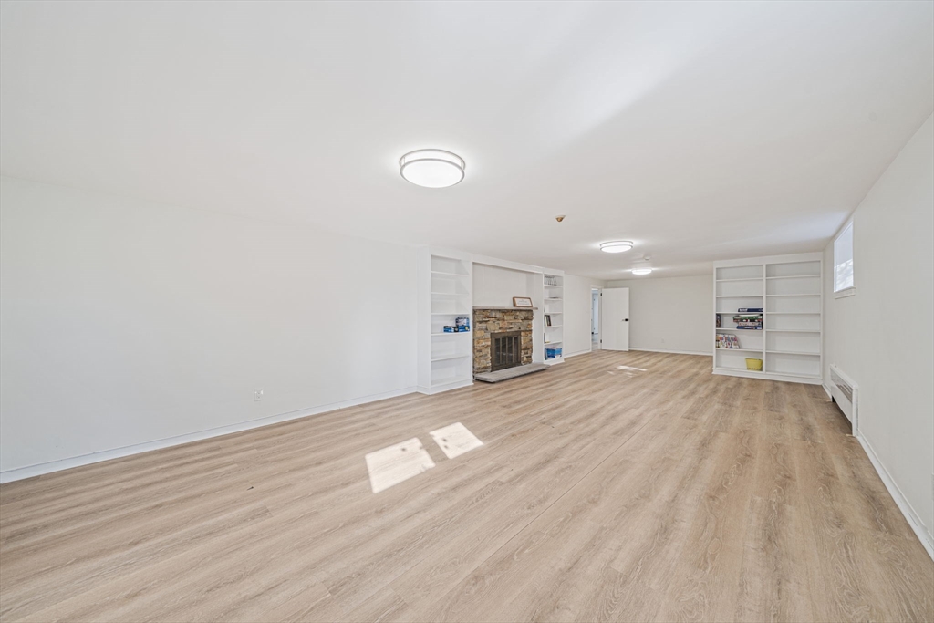 66 Roosevelt Road, Unit 66 Newton, MA 02459 - Photo 23 of 37