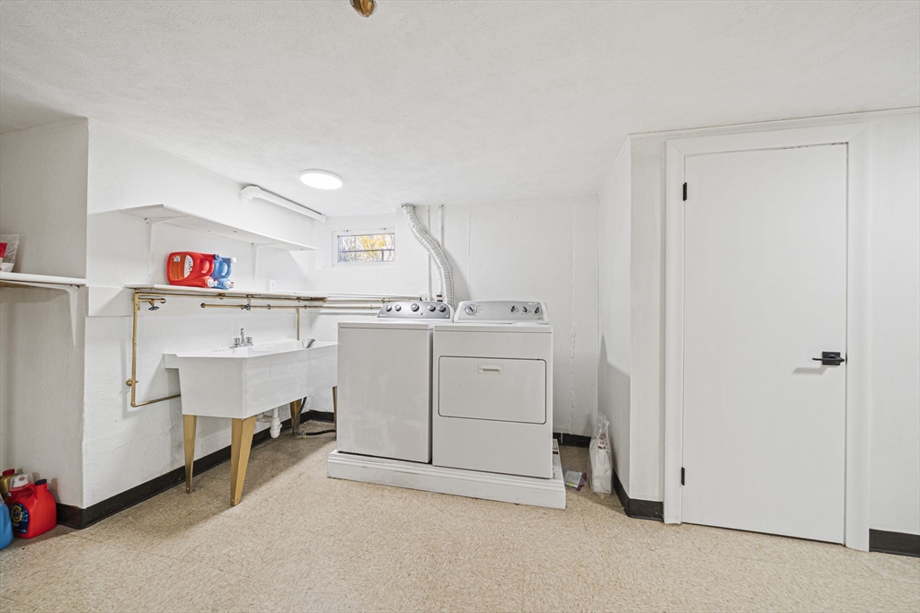 66 Roosevelt Road, Unit 66 Newton, MA 02459 - Photo 27 of 37