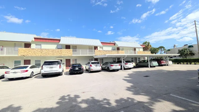 a view of parking area