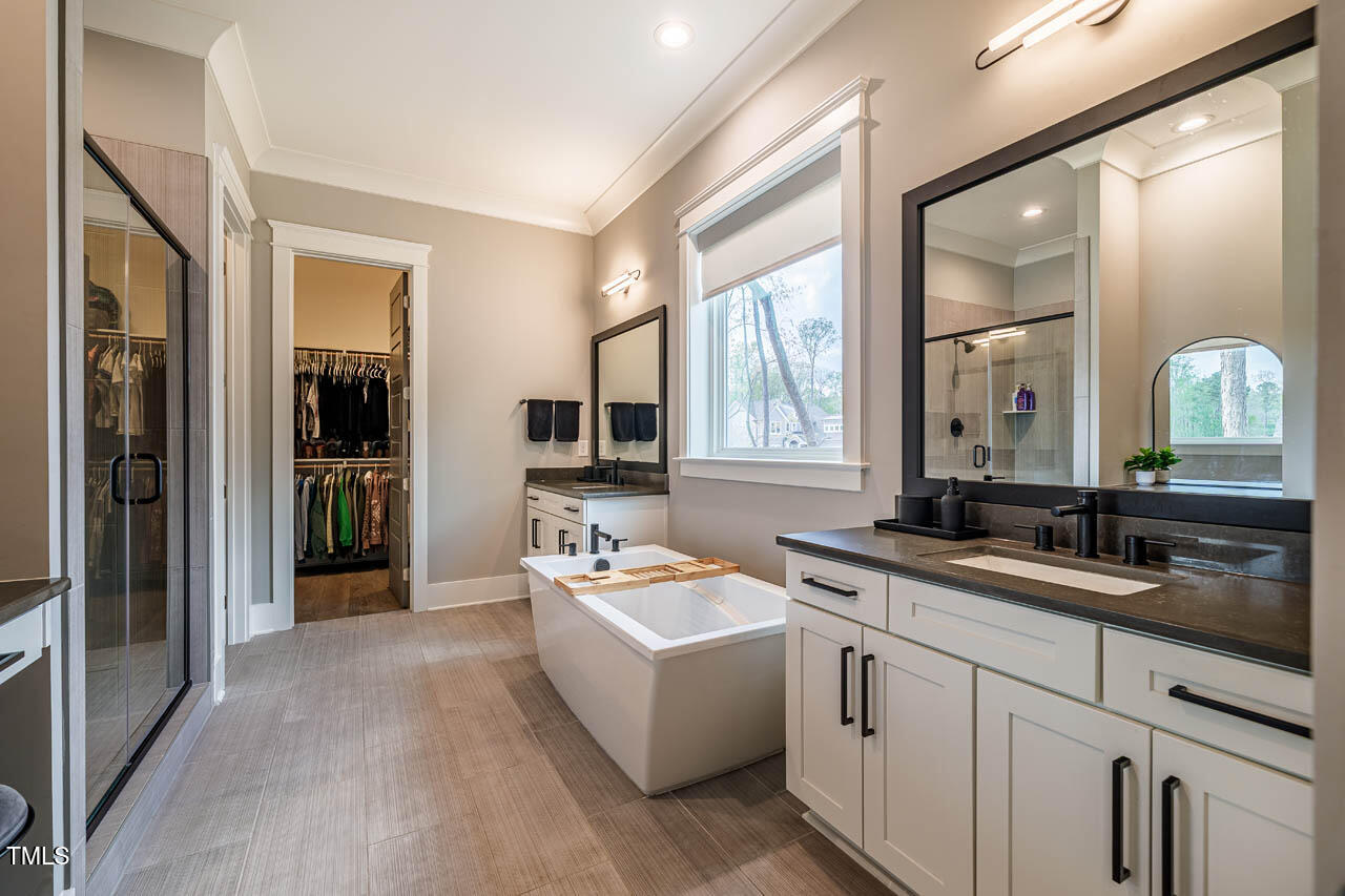 215 Bonterra Way Chapel Hill, NC 27516 - Photo 25 of 67 215BonterraWay-28