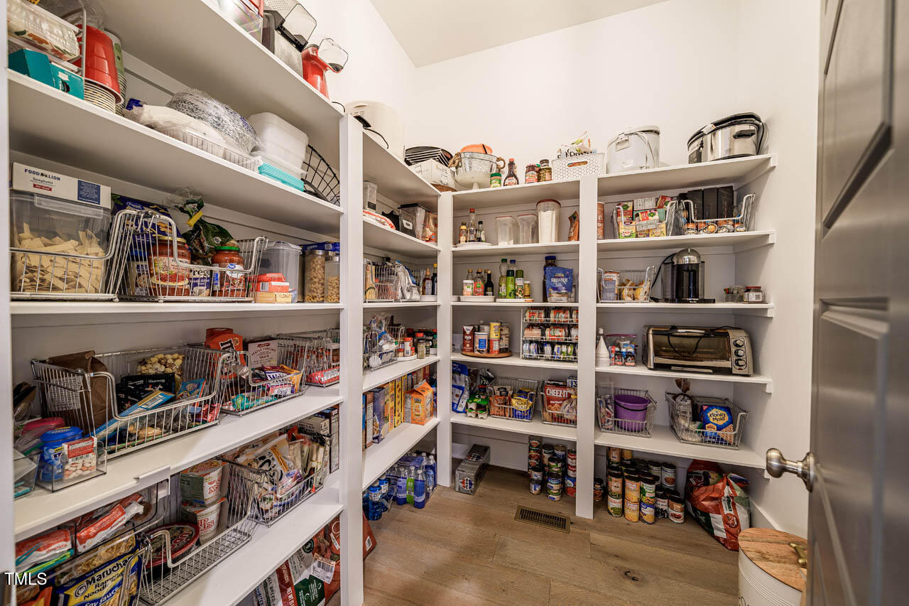 215 Bonterra Way Chapel Hill, NC 27516 - Photo 35 of 67 215BonterraWay-50