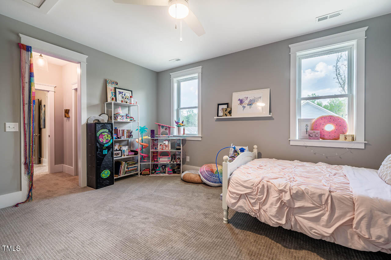 215 Bonterra Way Chapel Hill, NC 27516 - Photo 46 of 67 215BonterraWay-65