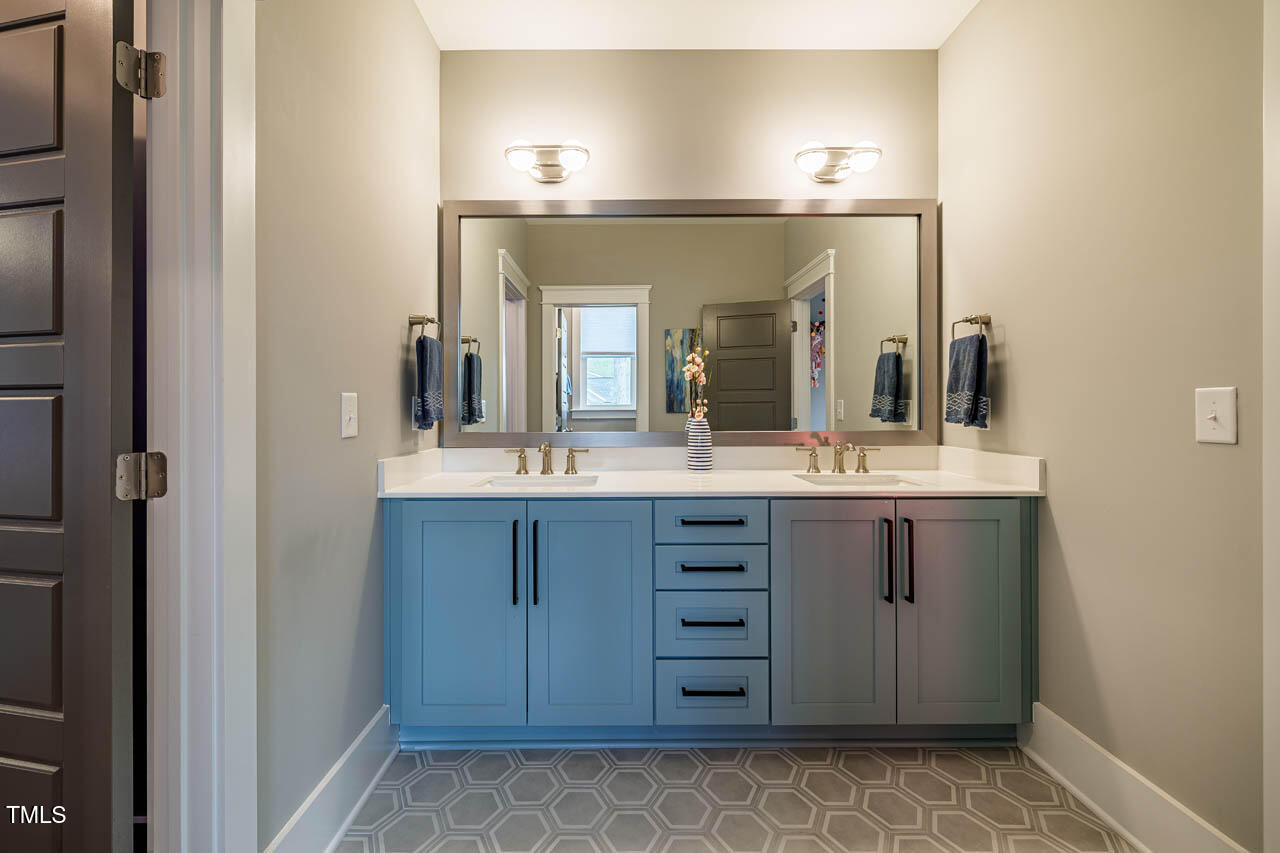 215 Bonterra Way Chapel Hill, NC 27516 - Photo 49 of 67 215BonterraWay-62