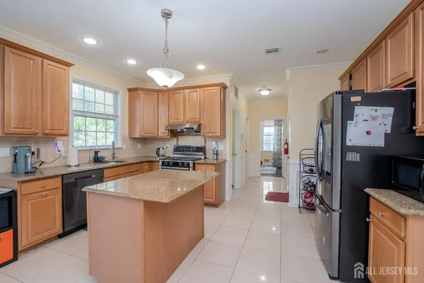 $5,200 | 9 Mission Drive, Monroe Township, NJ 08831