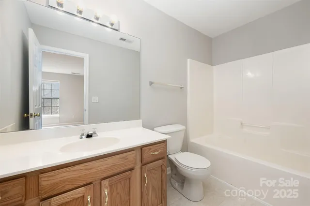 a view of washer and dryer