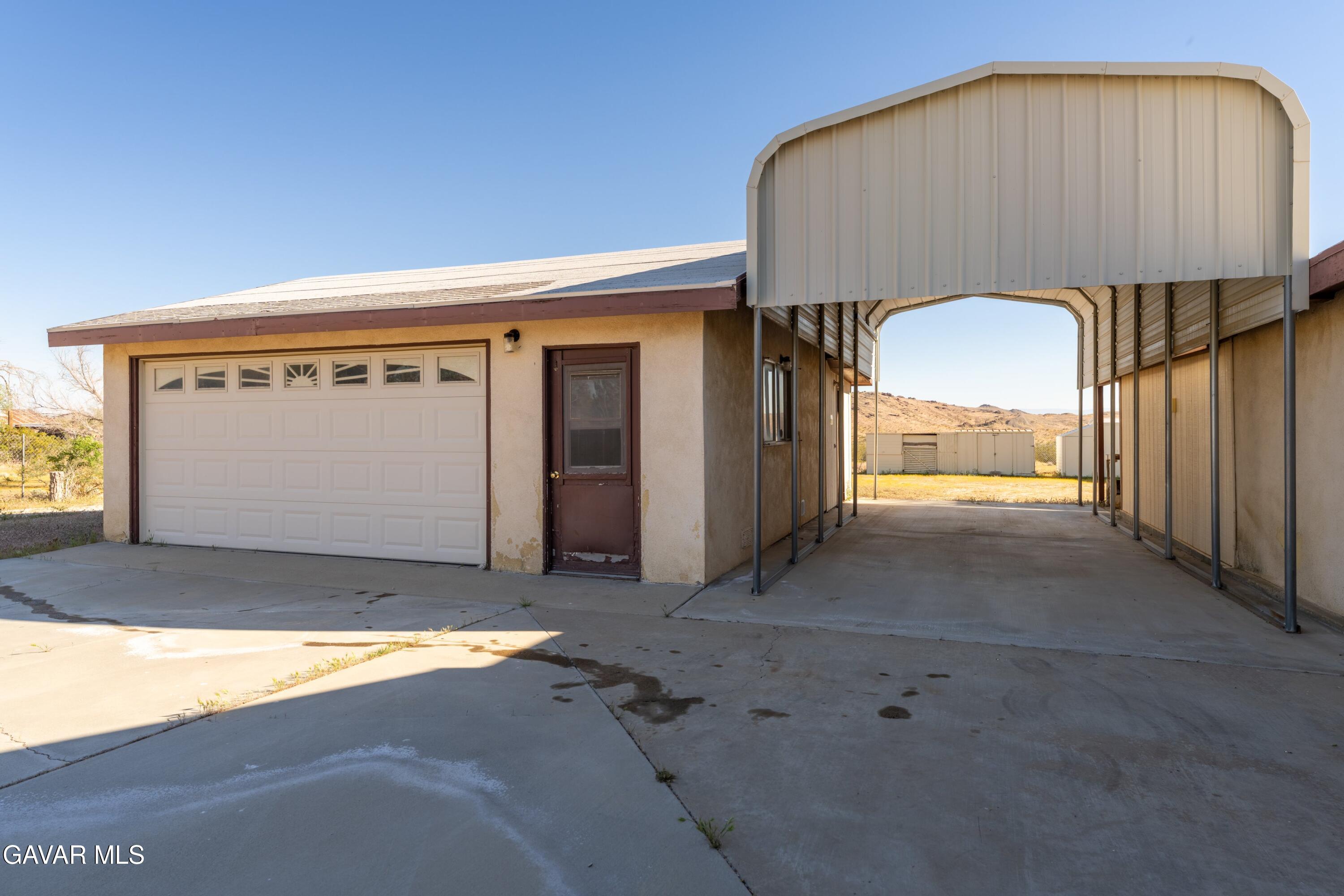 3322 Dawn Road Rosamond, CA 93560 - Photo 20 of 37 2 car garage and car port