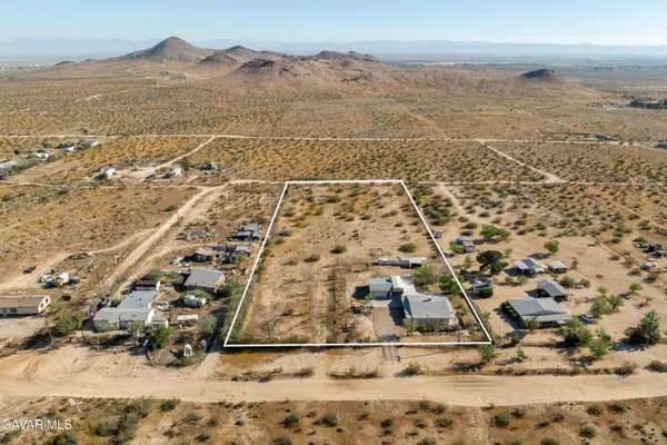 $324,900 | 3322 Dawn Road, Rosamond, CA 93560