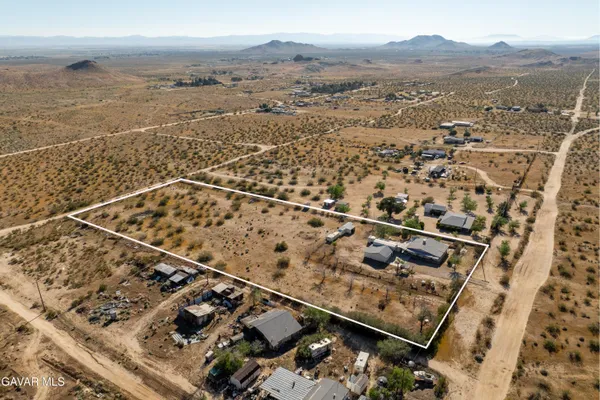 $324,900 | 3322 Dawn Road, Rosamond, CA 93560