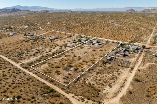 $324,900 | 3322 Dawn Road, Rosamond, CA 93560