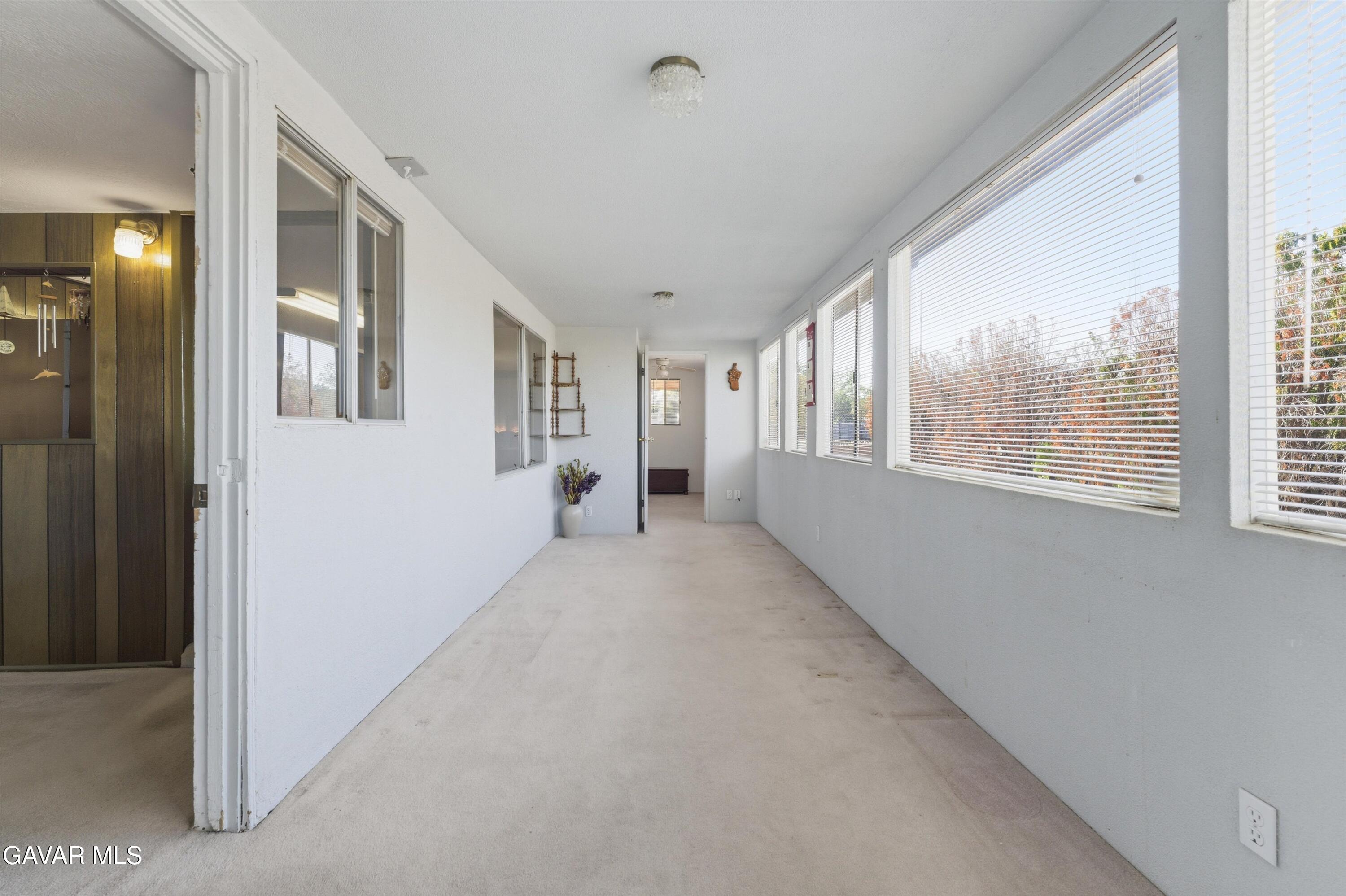 3322 Dawn Road Rosamond, CA 93560 - Photo 7 of 37 Entry/sunroom 2