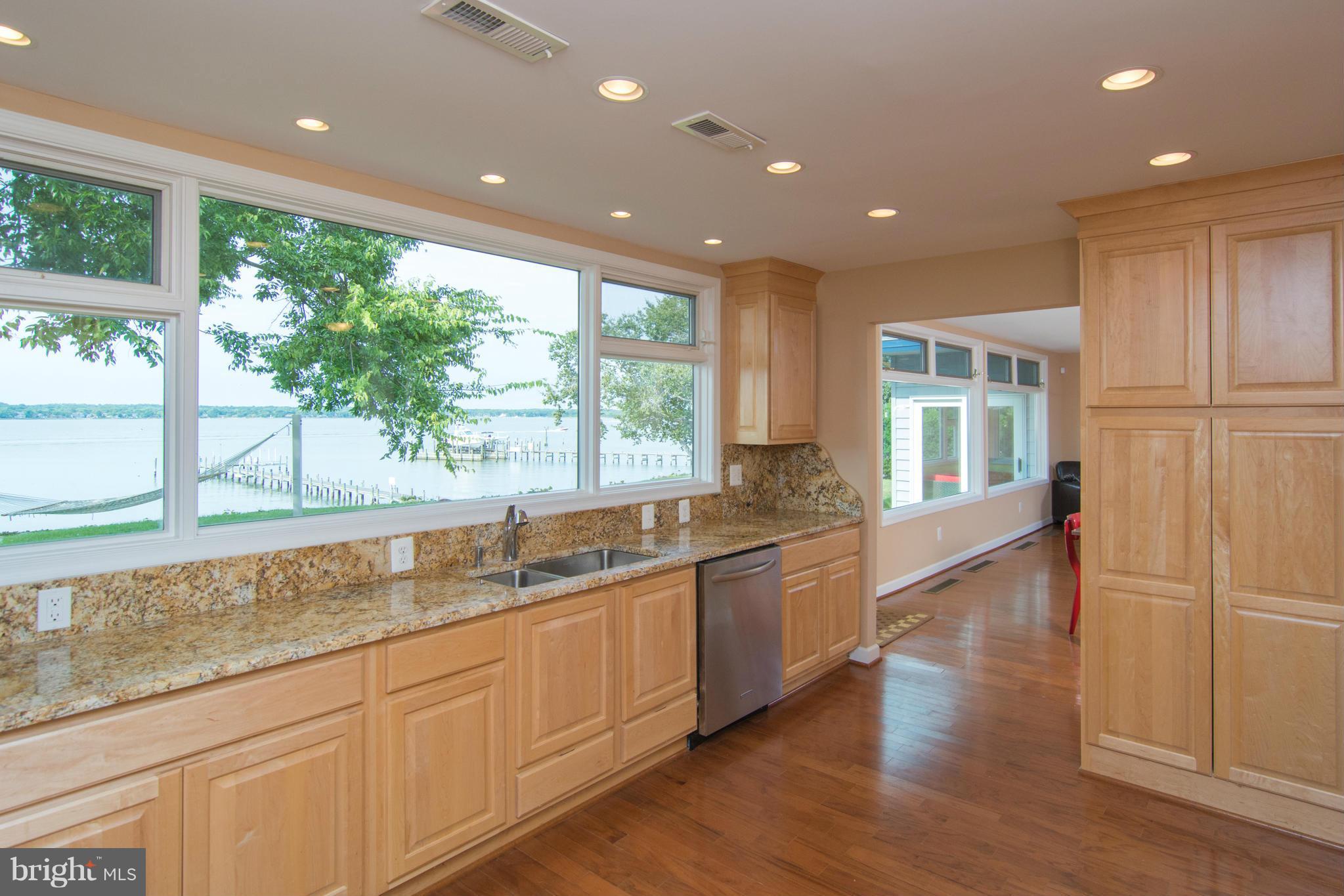 1278 Turkey Point Road Edgewater, MD 21037 - Photo 7 of 30 Kitchen
