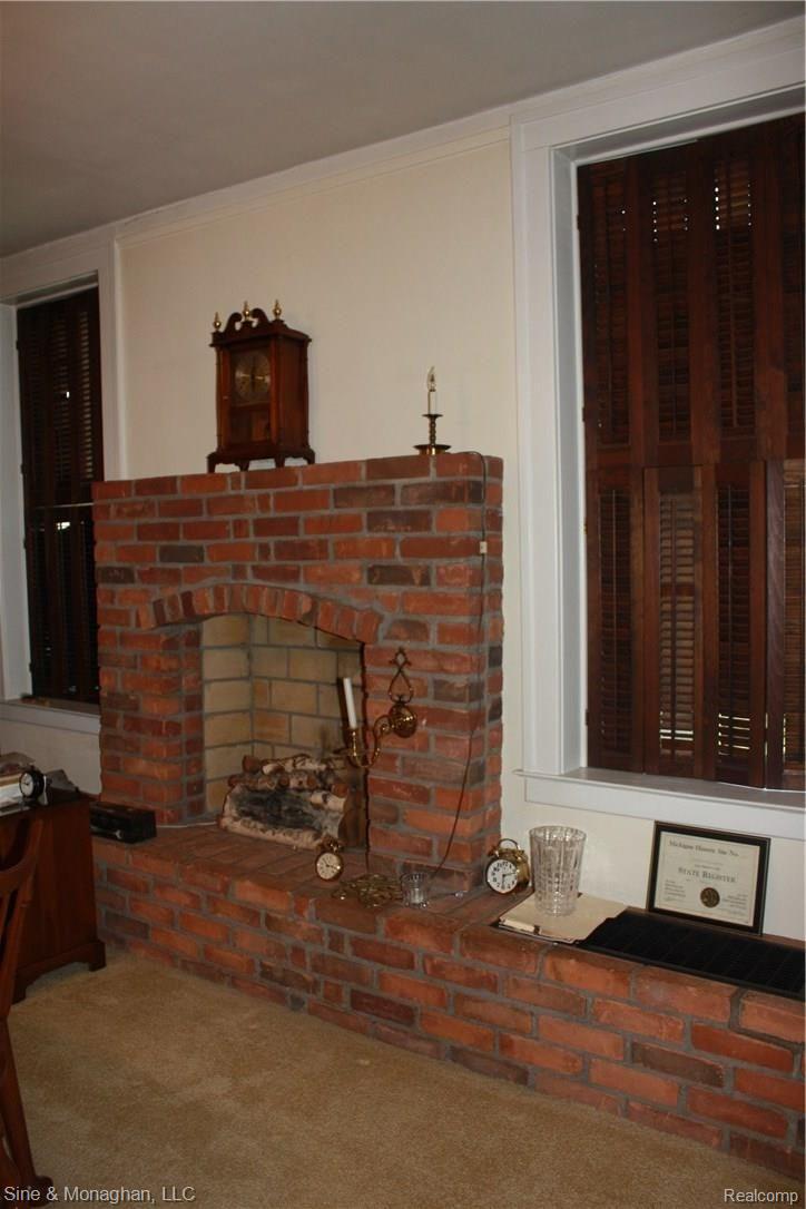 12240 East 10 Mile Road Warren, MI 48089 - Photo 10 of 18 IMG_9310.JPG