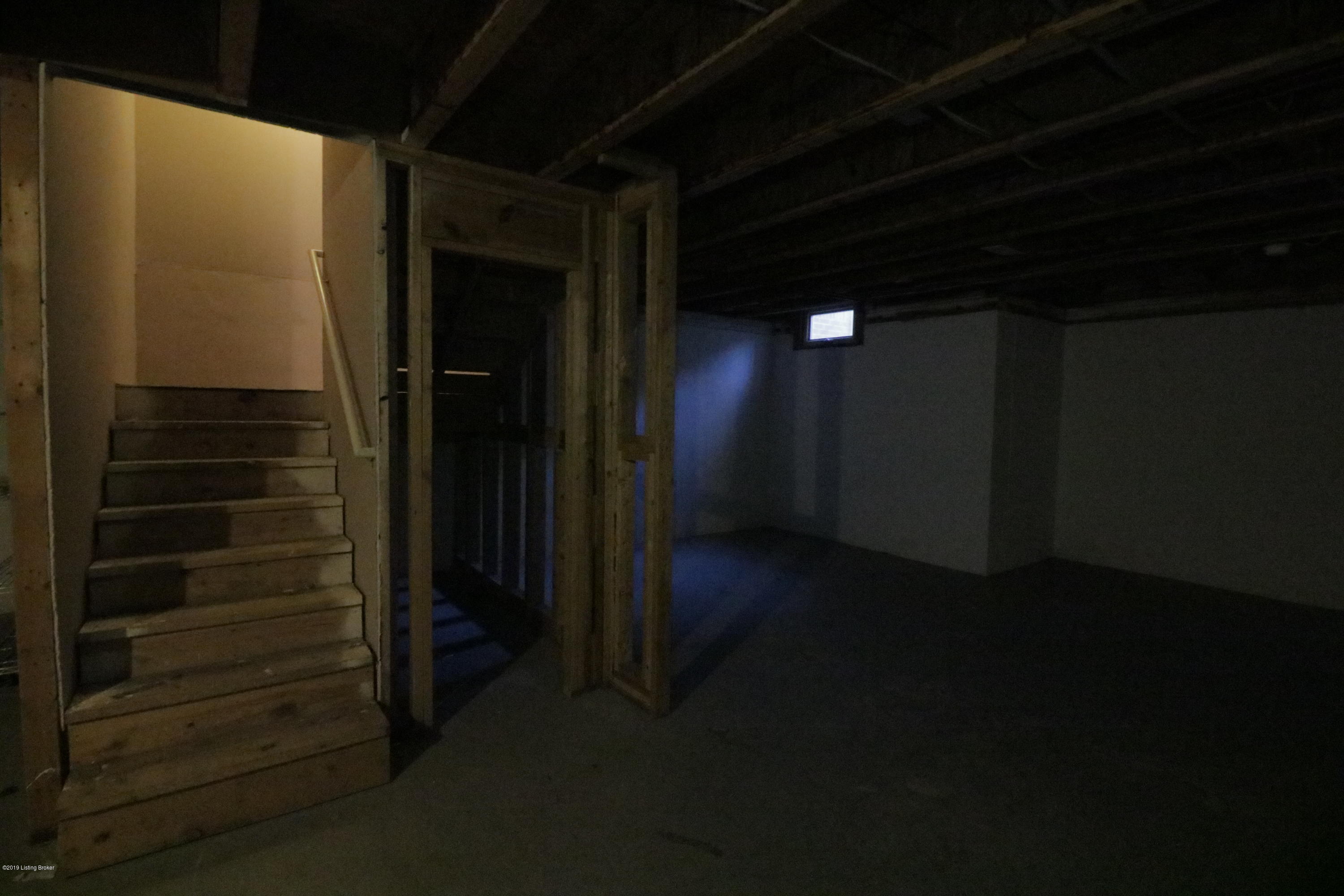 3012 Sprowl Road Louisville, KY 40299 - Photo 56 of 70 IMG_6338