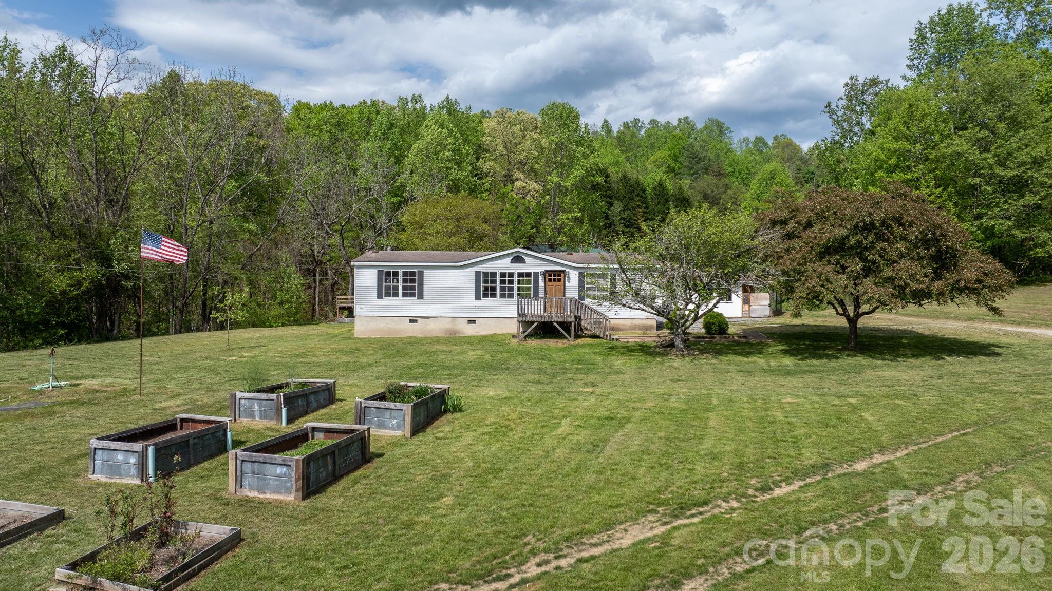 1080 Drag Strip Road Hudson, NC 28638 - Photo 4 of 48