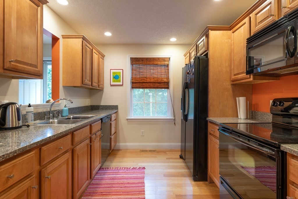 8 Hockanum Road, Unit 4 Northampton, MA 01060 - Photo 3 of 18 Gallery Image 3