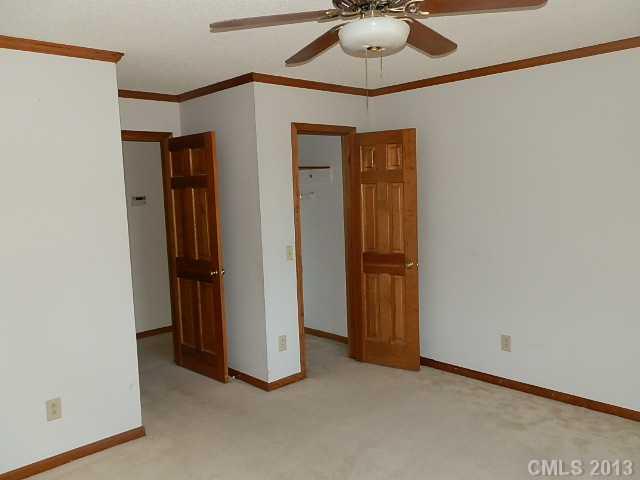 1605 Springhaven Circle Albemarle, NC 28001 - Photo 11 of 15 Gallery Image 11