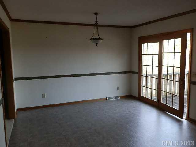 1605 Springhaven Circle Albemarle, NC 28001 - Photo 5 of 15 Gallery Image 5