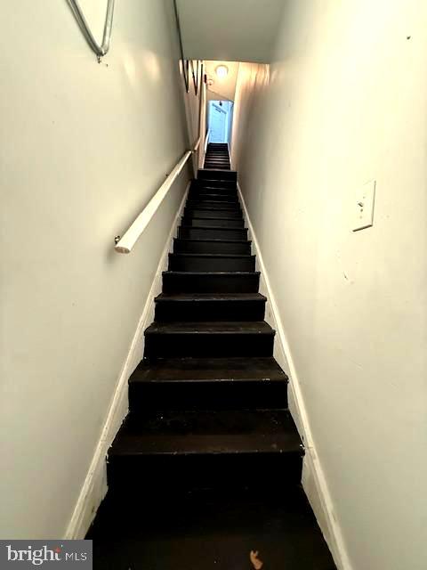 6245 Market Street Philadelphia, PA 19139 - Photo 2 of 8 a view of entryway