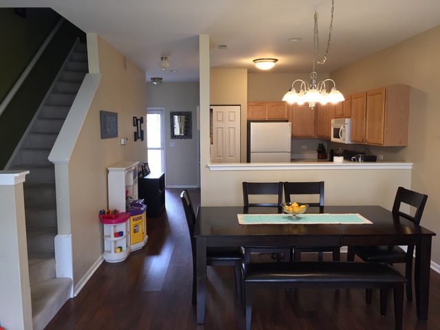 3141 Falling Waters Lane, Unit 3141 Lindenhurst, IL 60046 - Photo 3 of 10