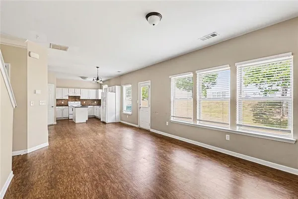 $309,900 | 6010 Stonebrook Lane, Austell, GA 30106