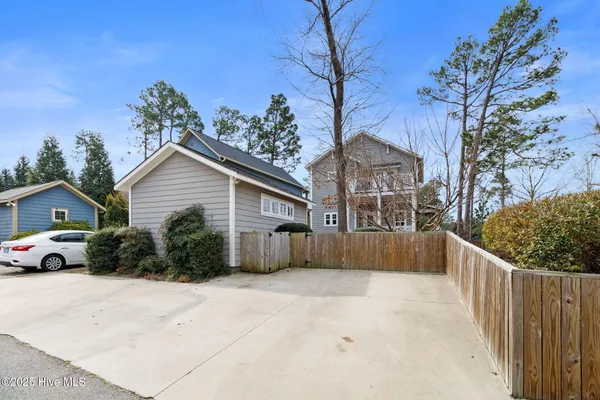 $2,300 | 225 Springwood Way, Southern Pines, NC 28387
