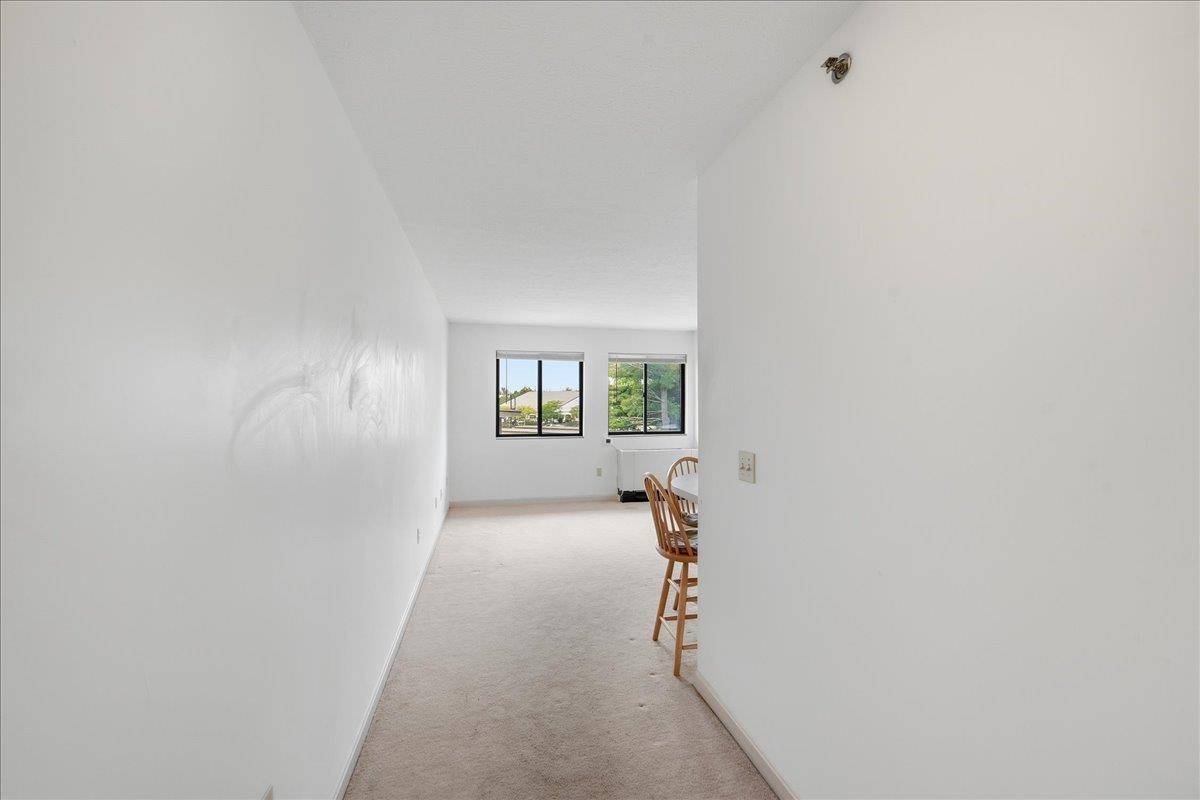 10 Kellogg Road, Unit 359 Essex, VT 05452 - Photo 2 of 29