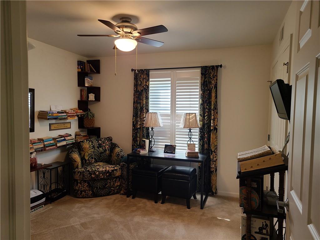 136 Pleasant Ridge Road McKees Rocks, PA 15136 - Photo 18 of 22 Gallery Image 18