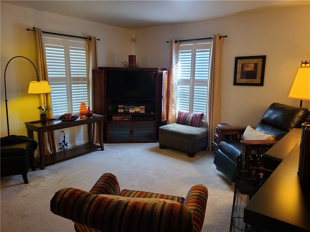136 Pleasant Ridge Road McKees Rocks, PA 15136 - Photo 7 of 22 Gallery Image 7