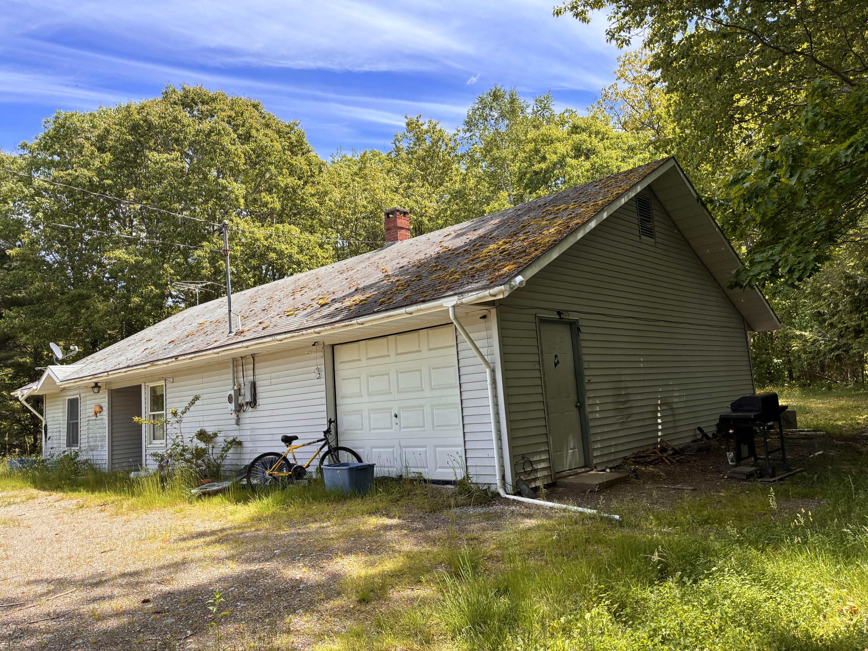 102 Augusta Road Belmont, ME 04952 - Photo 3 of 5 IMG_2243