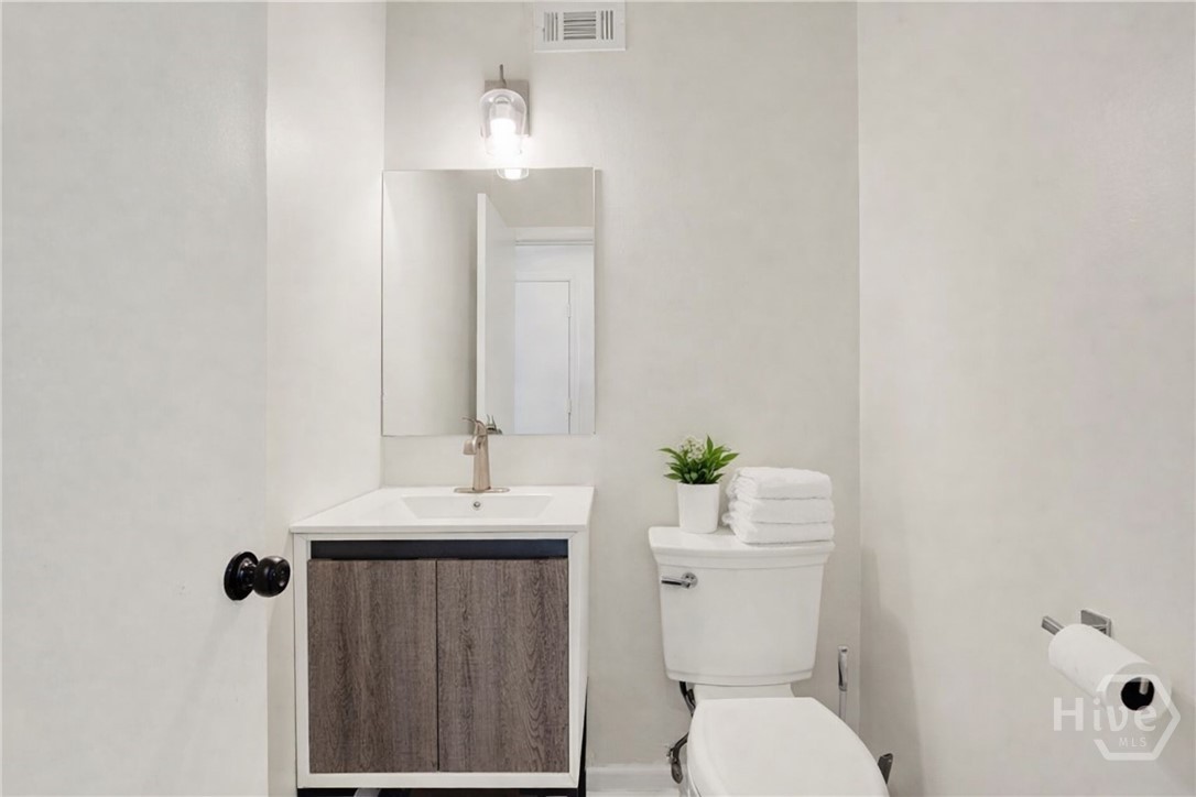 3 Berkley Place Savannah, GA 31405 - Photo 9 of 36 Downstairs half bath.