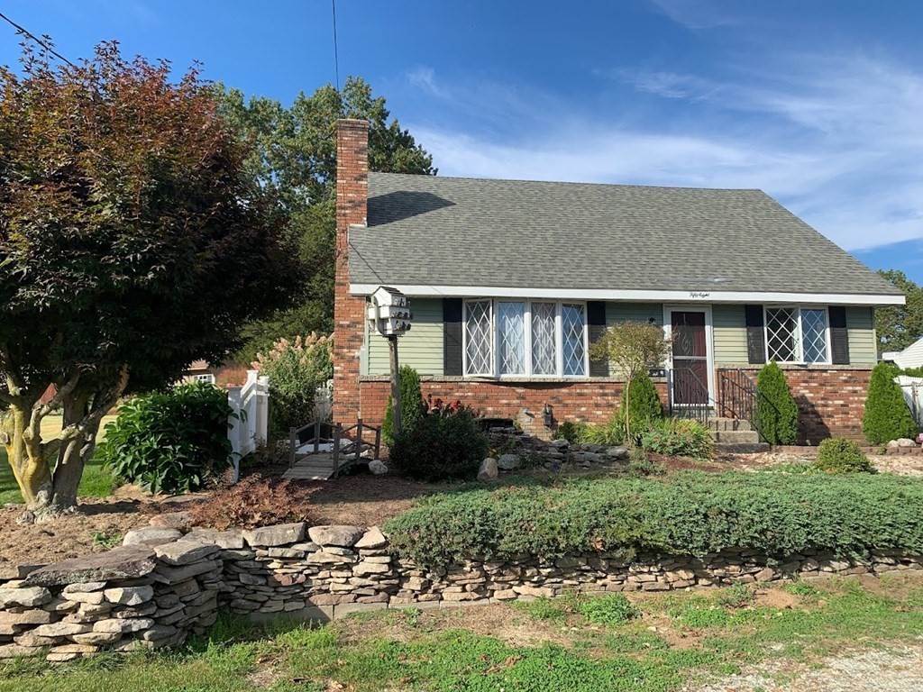 58 Reed Street Chicopee, MA 01020 - Photo 1 of 20 Gallery Image 1