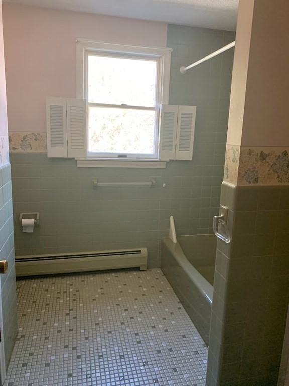 58 Reed Street Chicopee, MA 01020 - Photo 14 of 20 Gallery Image 14