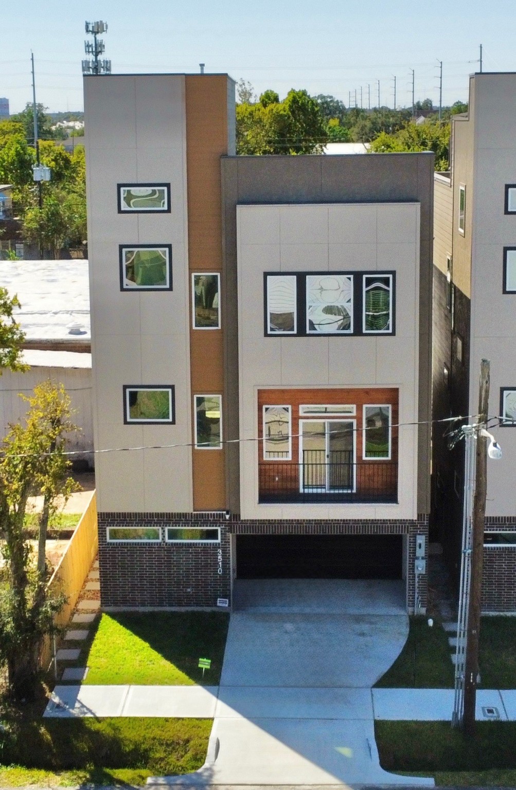 3502 Saltus Street Houston, TX 77003 - Photo 3 of 35