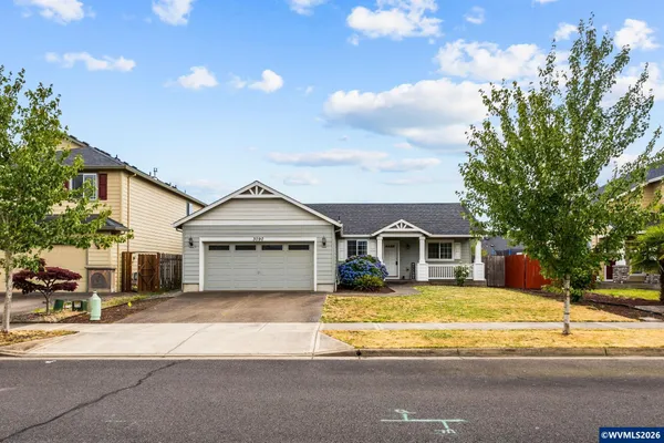 $449,900 | 3090 Reed Avenue, Woodburn, OR 97071