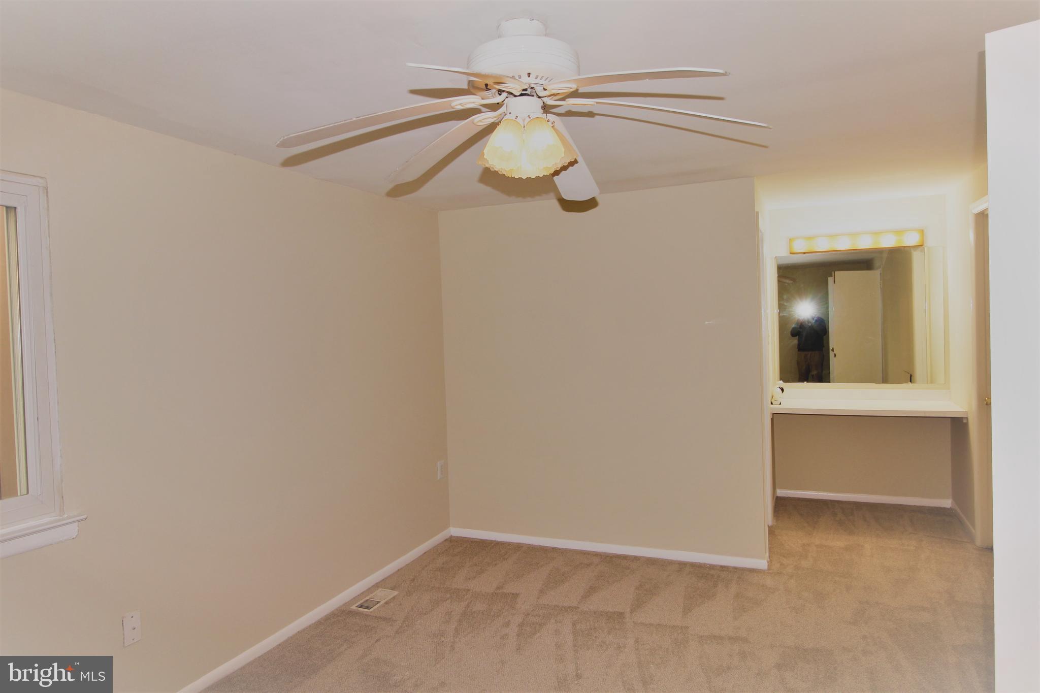 8957 Centerway Road Gaithersburg, MD 20879 - Photo 8 of 27