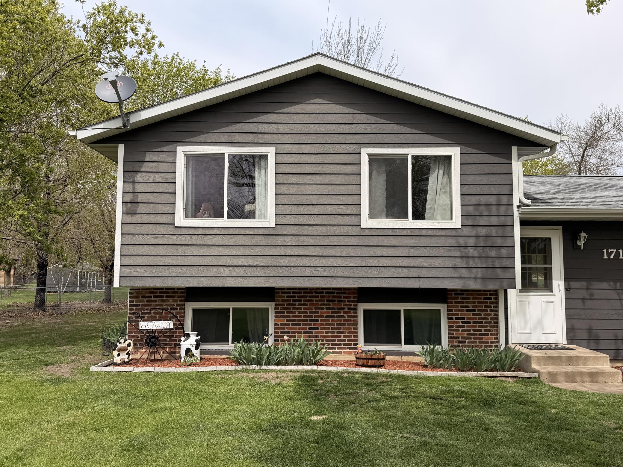 1710 River Road Windom, MN 56101 - Photo 30 of 33