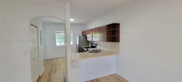 $419,000 | 5640 Northwest 115th Court, Unit 211, Doral, FL 33178