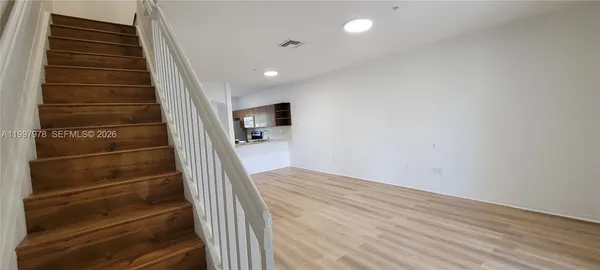 $419,000 | 5640 Northwest 115th Court, Unit 211, Doral, FL 33178