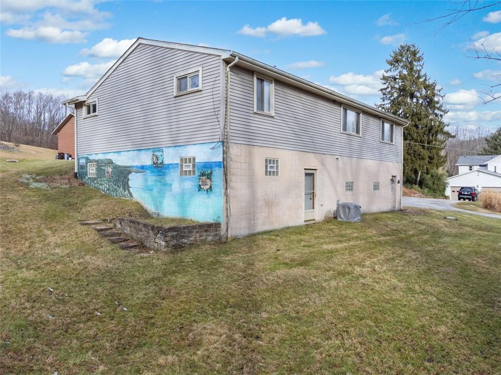 4930 Ashbaugh Road Murrysville, PA 15668 - Photo 32 of 44 Back and Side View