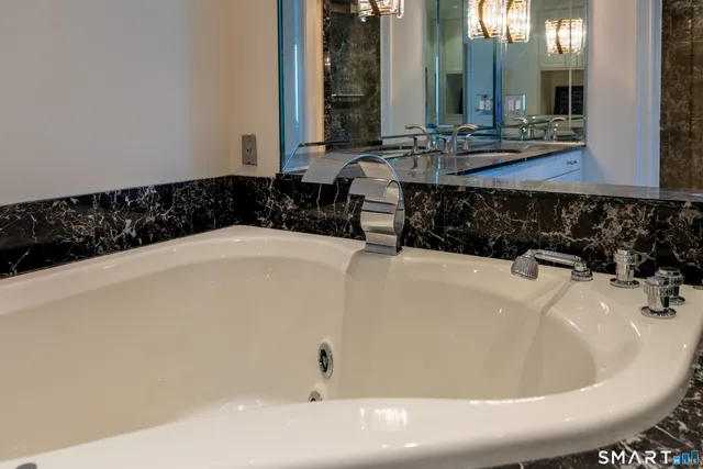 $439,000 | 3200 Park Avenue, Unit 5F1, Bridgeport, CT 06604