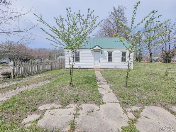 $95,900 | 307 West Eldon Street, St. James, MO 65559