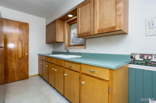 $150,000 | 392 North 6th Street, East Alton, IL 62024