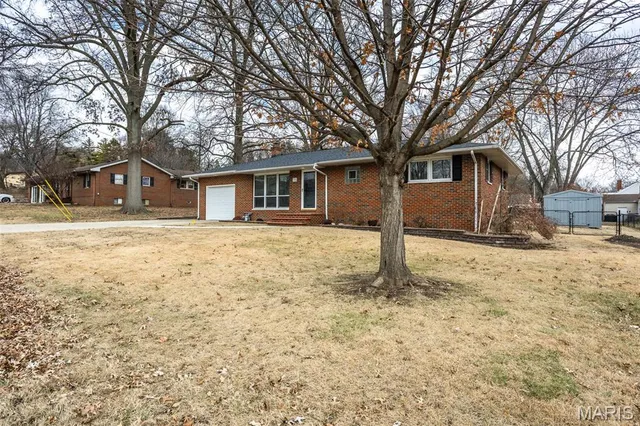 $150,000 | 392 North 6th Street, East Alton, IL 62024